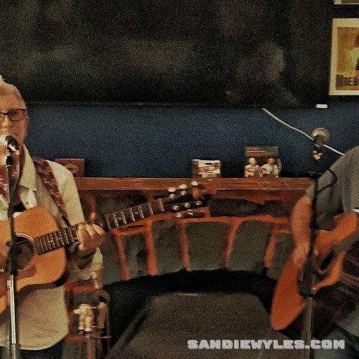 Victoria-Inn-Live-1-1